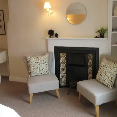 Bed & Breakfast High Blean 2*